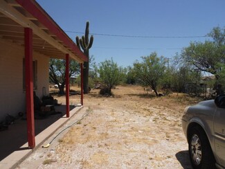 25840 W Rockaway Hills Rd, Morristown, AZ 85342