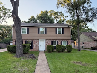 4215 Manorfield Dr, Seabrook, TX 77586
