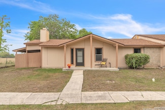 1051 Country Club Dr Unit 20, Seguin, TX 78155