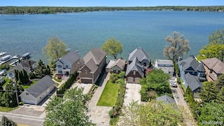 1294 E Lake Dr, Novi, MI 48377