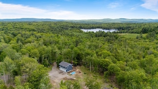 82 Parkey Rd, Barnstead, NH 03218