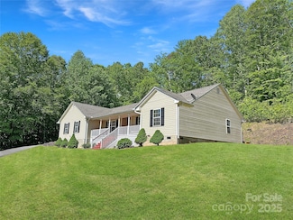 207 Lakeview Dr, Marion, NC 28752