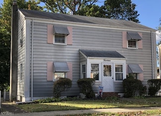14 9th Ave, Hawthorne, NJ 07506