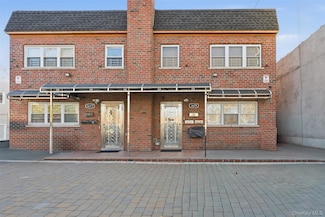 1679 Unionport Rd, Bronx, NY 10462