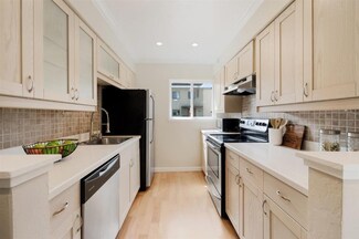 7206 Admiralty Ln, Foster City, CA 94404