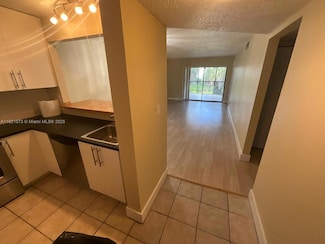 3470 Foxcroft Rd Unit 211, Miramar, FL 33025