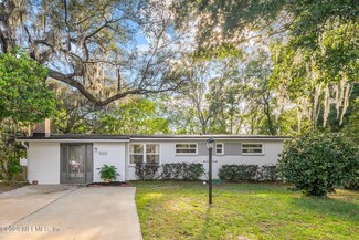 354 Canis Dr S, Orange Park, FL 32073