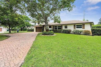 307 W Riverside Dr, Jupiter, FL 33469