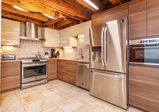 75 Fulton St Unit 32, Boston, MA 02109