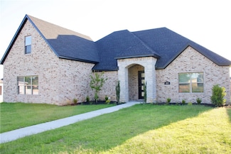 4716 W Triangle St, Fayetteville, AR 72704