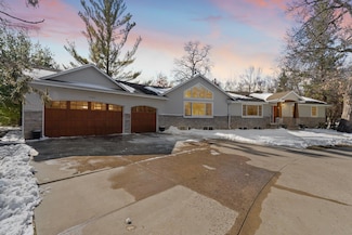 13907 Spring Lake Rd, Minnetonka, MN 55345