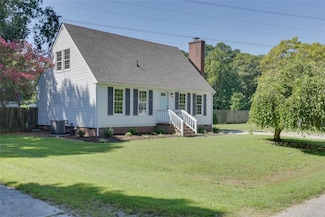 100 Quail Rd, Yorktown, VA 23692