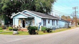 3700 8th Ave, Port Arthur, TX 77642