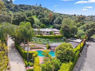 3818 Hollyline Ave, Sherman Oaks, CA 91423