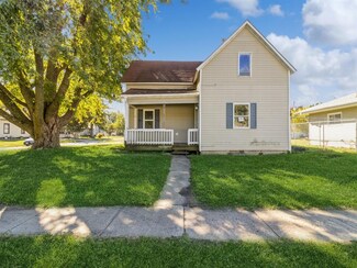 503 S 8th Ave W, Newton, IA 50208