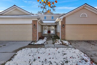 17668 Liberty Ln, Brownstown, MI 48193