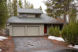 18205 Mt St Helens Ln, Bend, OR 97707