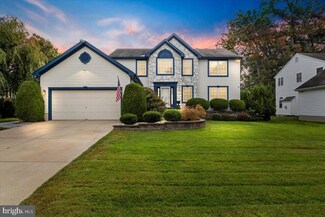15 Brookstone Dr, Sicklerville, NJ 08081