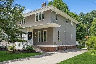 319 Hutchinson Ave, Iowa City, IA 52246
