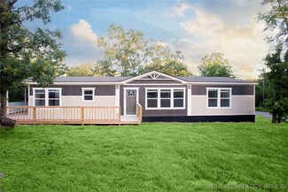 381 Ridge Ln, McAlester, OK 74501