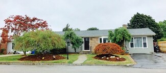 28 Newell Rd, Cranston, RI 02910