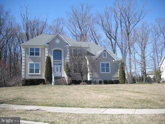 262 Leffler Cir, Florence, NJ 08518