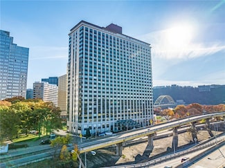 320 Fort Duquesne Blvd Unit 4E, Pittsburgh, PA 15222