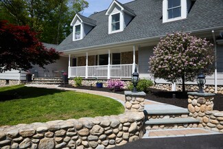 17 Grays Farm Rd, Weston, CT 06883