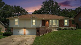 7901 N Garfield Ave, Kansas City, MO 64118