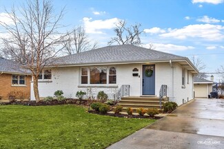 957 S Prospect Ave, Elmhurst, IL 60126
