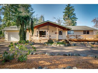 13345 SE Bluff Rd, Sandy, OR 97055