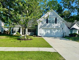 1492 Coopers Hawk Dr, Hanahan, SC 29410