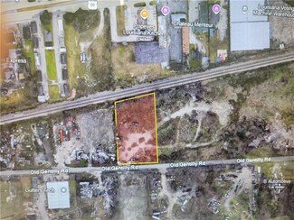 8761 Old Gentilly Rd, New Orleans, LA 70127
