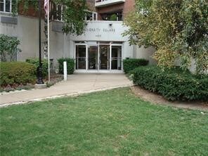 4625 Fifth Ave Unit 700, Pittsburgh, PA 15213