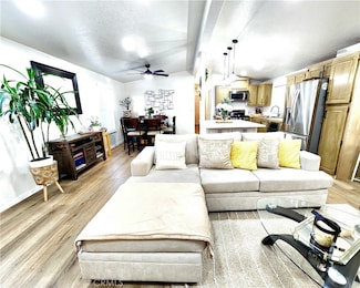 24200 Walnut St Unit 22, Torrance, CA 90501
