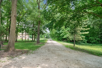 4006 E 1950th Rd, Sheridan, IL 60551