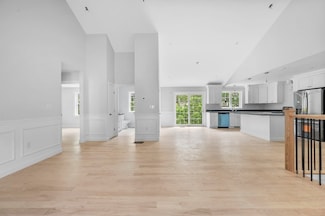 23 South St, Leicester, MA 01611