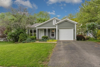 4951 Hidden View Ct, Hilliard, OH 43026