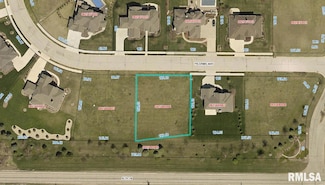 3224 W Pilgrims Way, Peoria, IL 61615