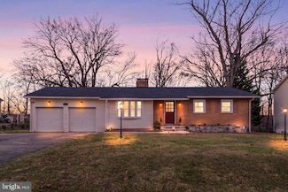 19540 Scenery Dr, Germantown, MD 20876