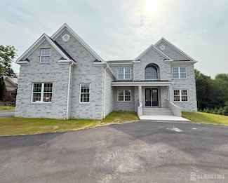 2 Joye Ln, Monmouth Junction, NJ 08852