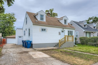 14827 Kenneth Ave, Midlothian, IL 60445