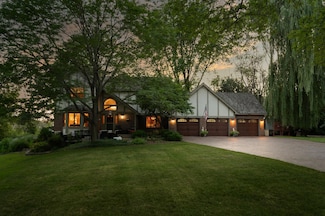 6179 Partridge Ct, Saint Paul, MN 55110
