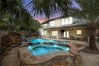 903 Sugarfield Ct, Sugar Land, TX 77498