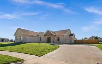 581 Imagine Dr, Lindale, TX 75771