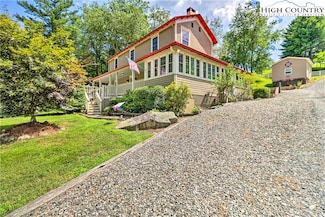 2280 Garvey Bridge Rd, Crumpler, NC 28617