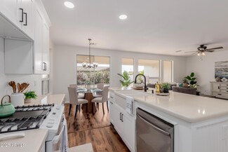 24812 S Pleasant Ct, Sun Lakes, AZ 85248