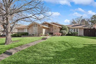 2217 Franklin Dr, Arlington, TX 76011