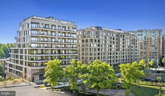 10511 Strathmore Hall St Unit 3B-3A-401, North Bethesda, MD 20852