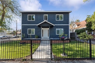817 N Euclid Ave, Pasadena, CA 91104